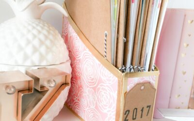 Planner storage tutorial with Kylie.